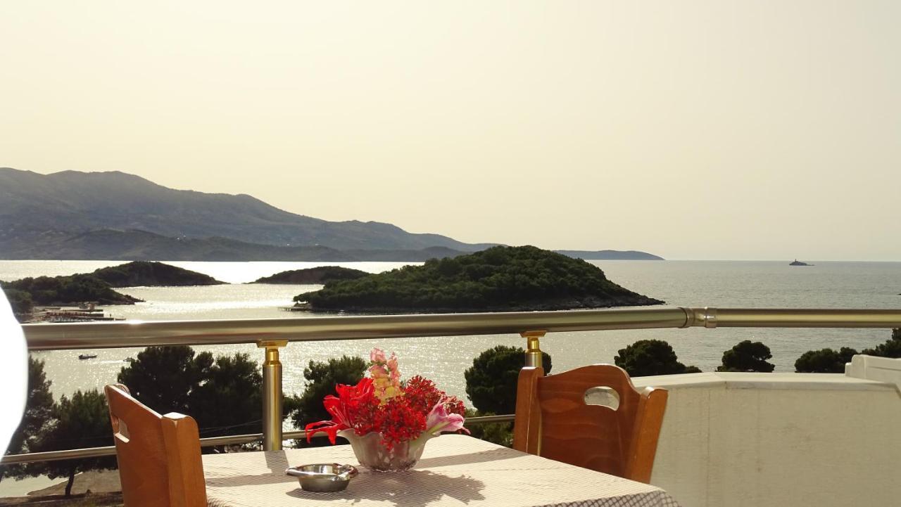 Hotel Queen Margaret Seaside Ksamil Ngoại thất bức ảnh