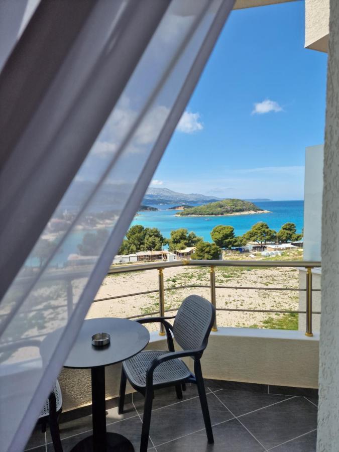 Hotel Queen Margaret Seaside Ksamil Ngoại thất bức ảnh