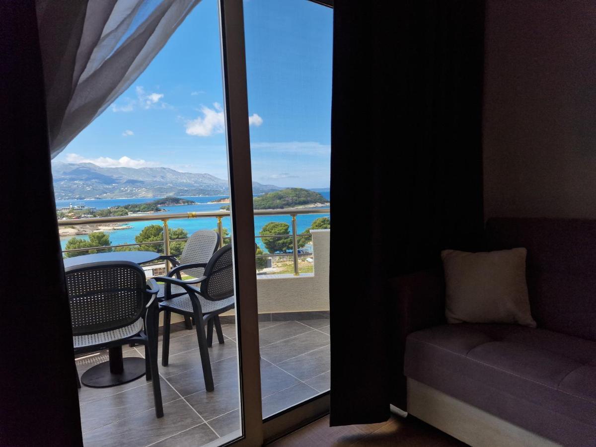 Hotel Queen Margaret Seaside Ksamil Ngoại thất bức ảnh