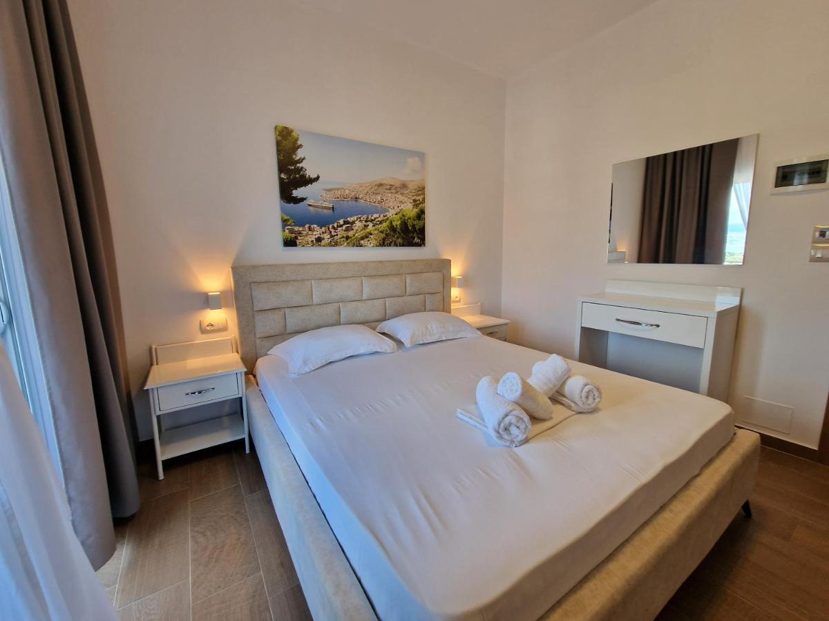 Hotel Queen Margaret Seaside Ksamil Ngoại thất bức ảnh