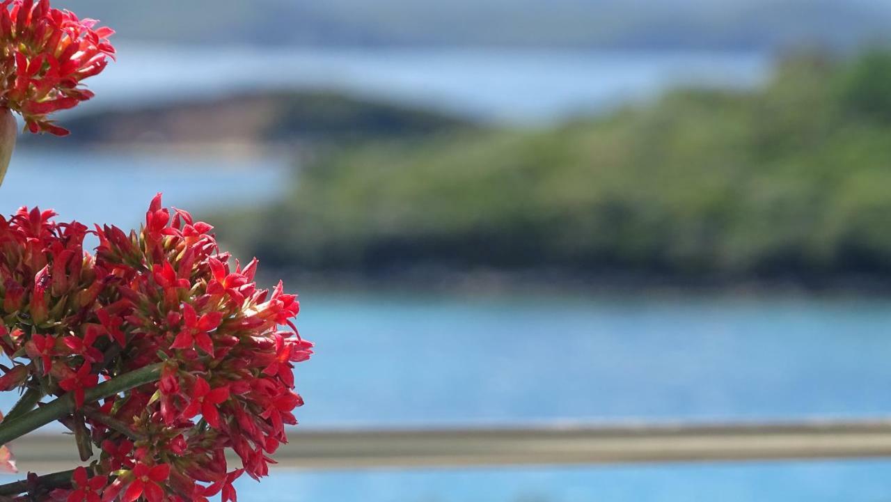 Hotel Queen Margaret Seaside Ksamil Ngoại thất bức ảnh